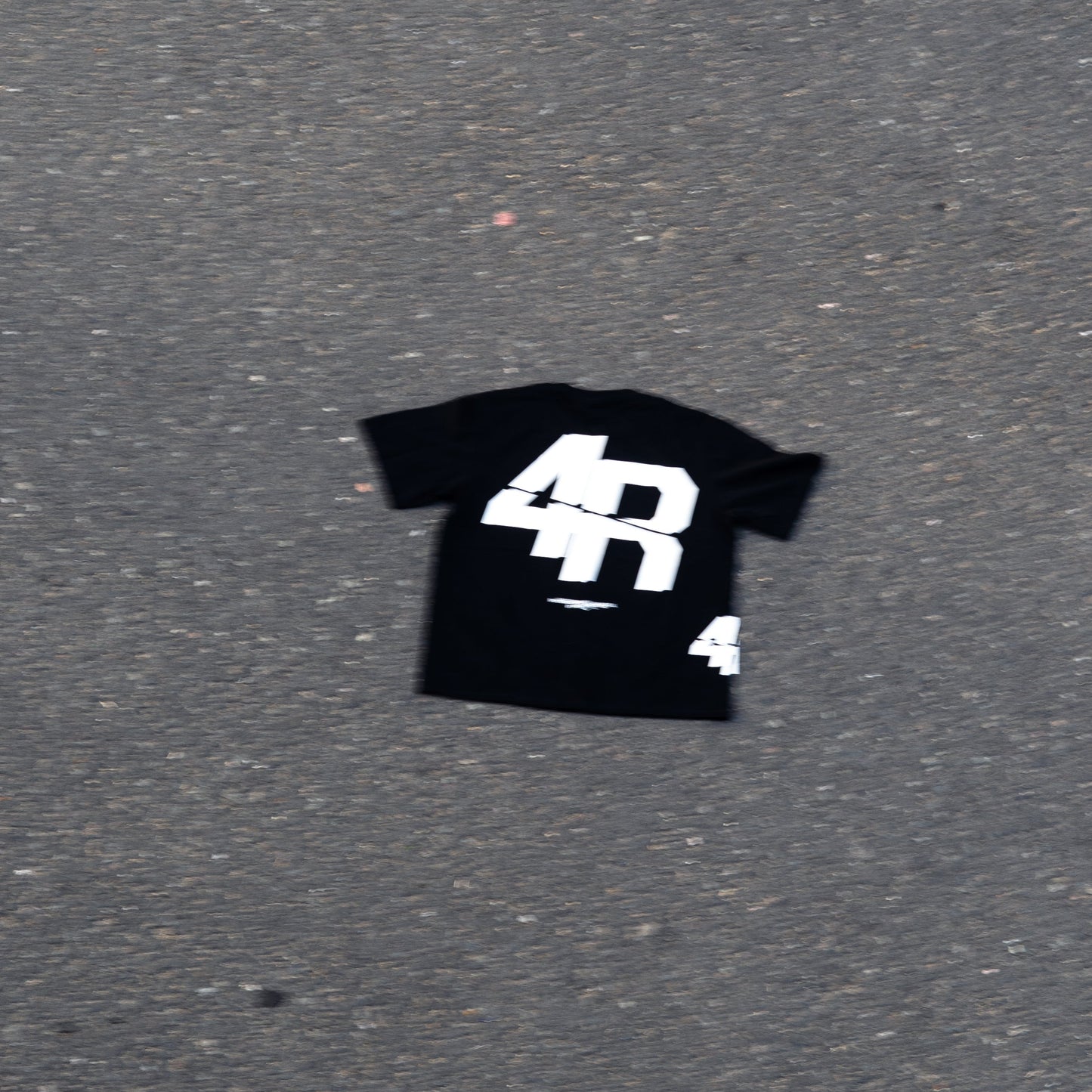 4r T-SHIRT